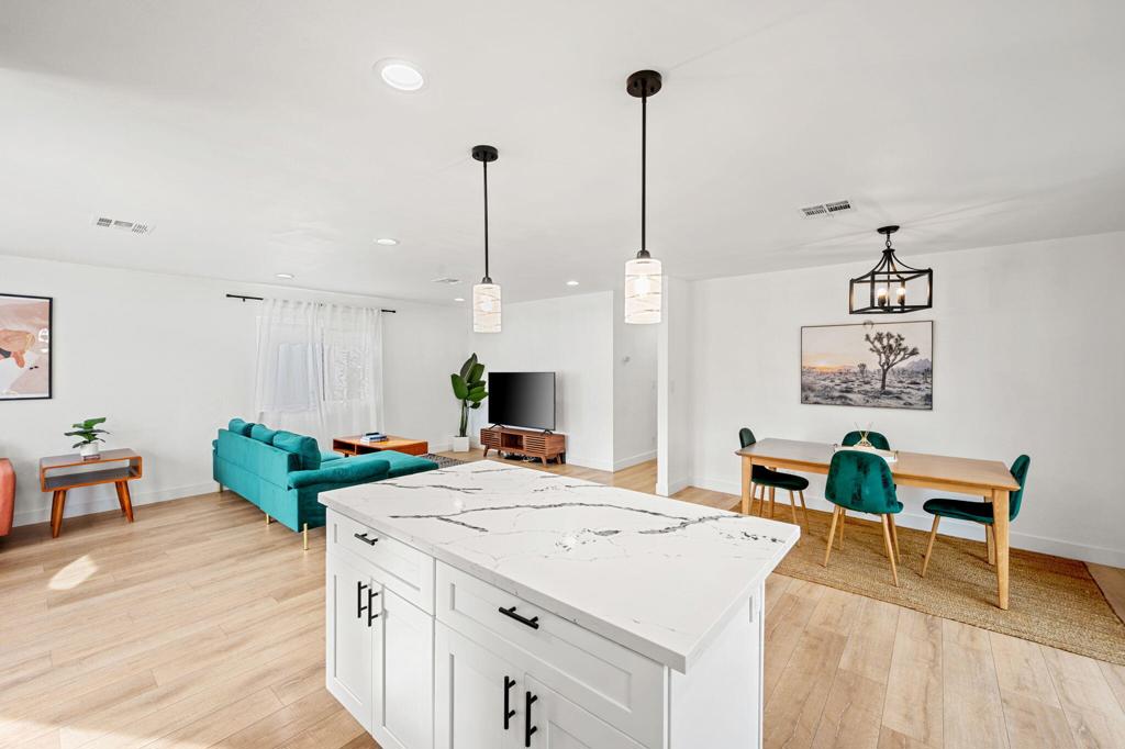 MLS #219133933DA image #6