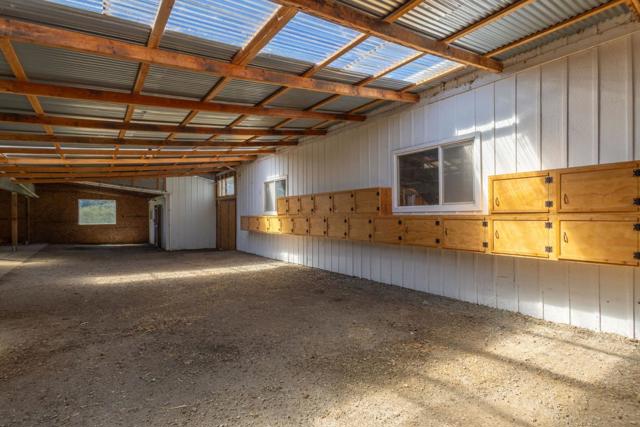840 Frenchmans Creek Road, Half Moon Bay CA: https://media.crmls.org/mediaz/fbe45d91-6f86-4c7b-8c84-20477efc76cd.jpg