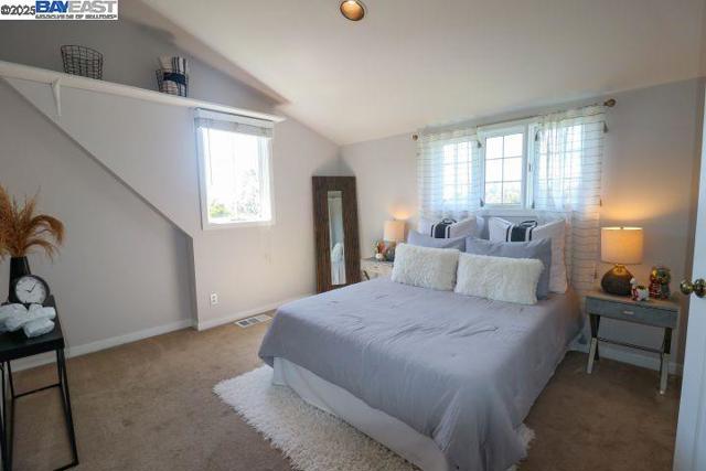 828 Everett Ave, Oakland CA: https://media.crmls.org/mediaz/fbe4d63f-f2cc-4737-8fad-eba76cb839fd.jpg
