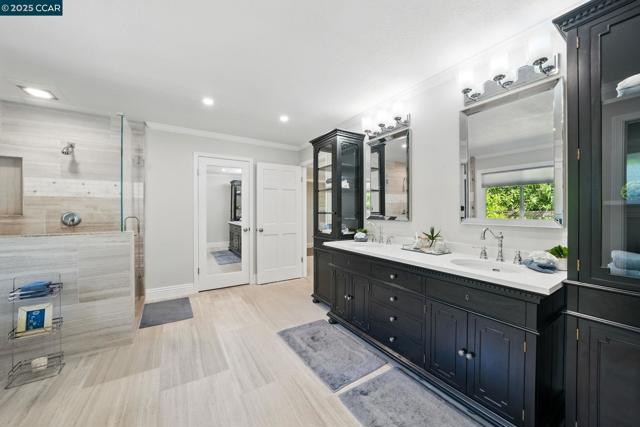 235 Saint Paul Dr, Alamo CA: https://media.crmls.org/mediaz/fbe52fc5-f778-4bcb-b1cb-3ffb5c3025f9.jpg