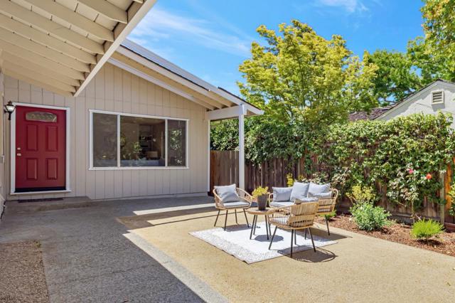3210 South Court, Palo Alto CA: https://media.crmls.org/mediaz/fbe7aa9e-a995-4c04-aa57-533d33e9b7d4.jpg