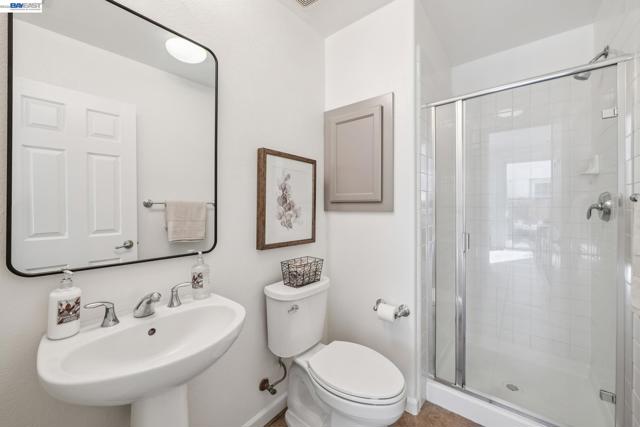 220 Hollister Avenue, Alameda CA: https://media.crmls.org/mediaz/fbe815b3-4298-4dde-a577-78f11b2e8421.jpg