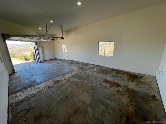 Image 20 of 28 For 11927 Keys Creek Rd
