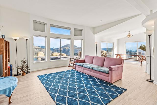 Detail Gallery Image 11 of 40 For 15351 Isla Vista Rd, Jamul,  CA 91935 - 4 Beds | 4 Baths