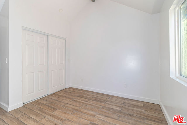 2807 S Bedford Street, Los Angeles CA: https://media.crmls.org/mediaz/fbea2def-dd27-4b31-94b7-08ace3d00dad.jpg