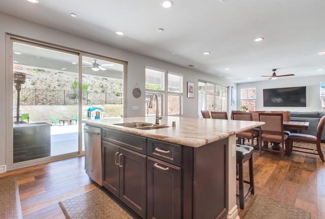 Detail Gallery Image 7 of 65 For 280 Shetland, Fallbrook,  CA 92028 - 4 Beds | 3/1 Baths