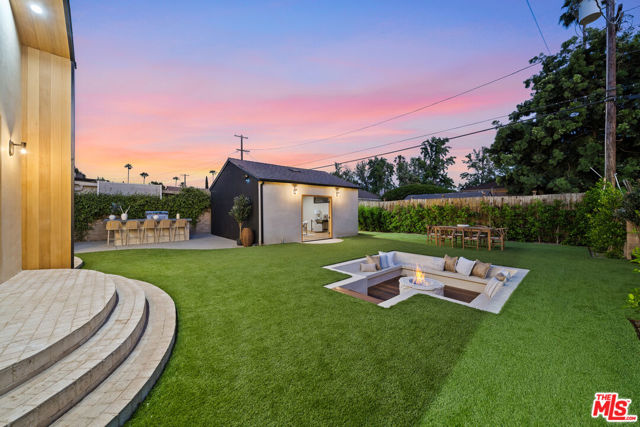 14742 Weddington Street, Sherman Oaks CA: https://media.crmls.org/mediaz/fbecc8cb-9ccb-4712-b72b-bcef4667108b.jpg