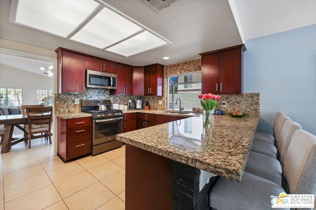 68660 Concepcion Road, Cathedral City CA: https://media.crmls.org/mediaz/fbef0d6c-032a-4ec3-bbef-1460813e2d07.jpg