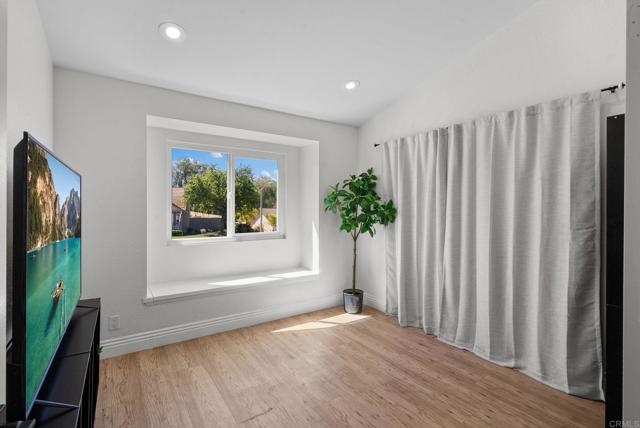 41910 Humber Drive, Temecula CA: https://media.crmls.org/mediaz/fbef0e7a-e275-47c9-a356-be86c67f7110.jpg