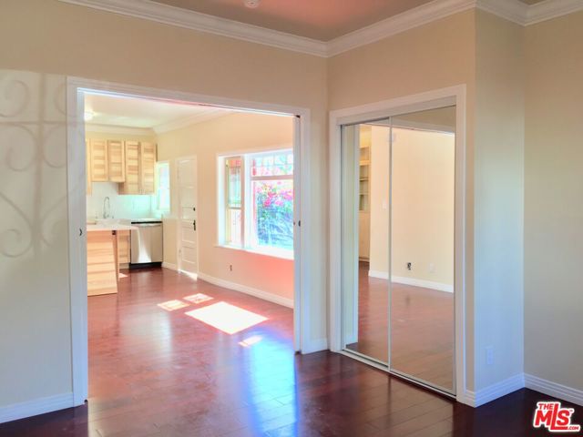 1430 Maltman Avenue, Los Angeles CA: https://media.crmls.org/mediaz/fbef5687-f920-4c23-8e71-cf3b267528cd.jpg