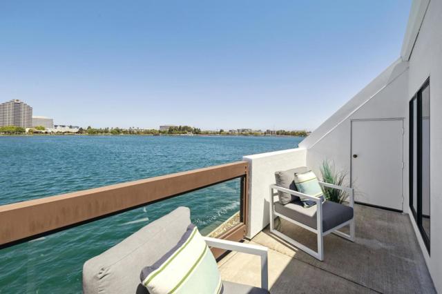 644 Portofino Lane, Foster City CA: https://media.crmls.org/mediaz/fbefb724-c26b-47e7-87fc-21b867e97761.jpg