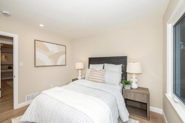 3803 Hamilton Way, Redwood City CA: https://media.crmls.org/mediaz/fbf0043d-a373-45b0-b625-8c7e4da2524b.jpg