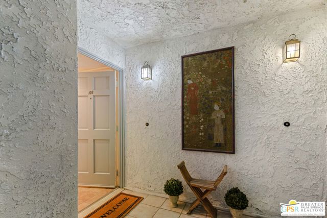 280 S Avenida Caballeros #108, Palm Springs, CA 92262