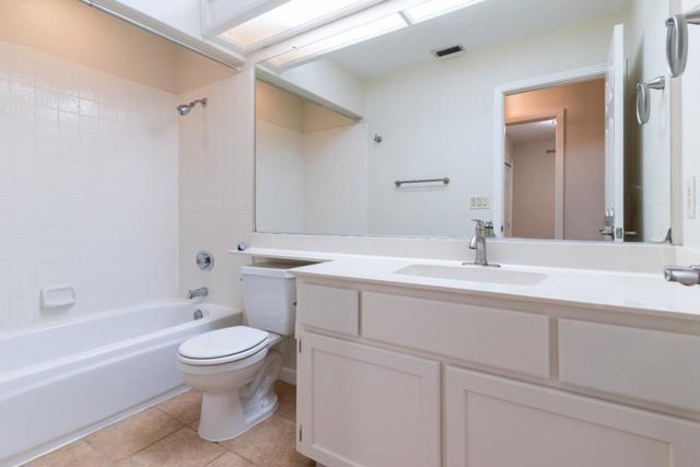 4200 Ciello Court, Cameron Park CA: https://media.crmls.org/mediaz/fbf1337b-e316-419d-8a52-627efe8d69c1.jpg