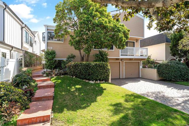 719 F Avenue, Coronado, California 92118, 3 Bedrooms Bedrooms, ,2 BathroomsBathrooms,Condominium,For Sale,F Avenue,250019404SD