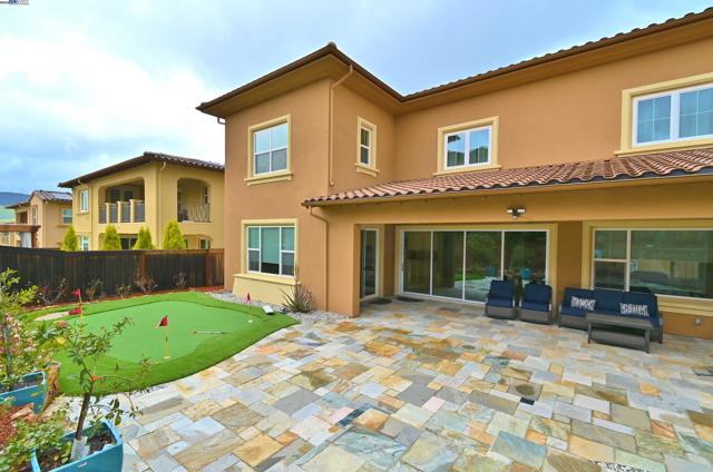 3009 Drysdale St, Danville CA: https://media.crmls.org/mediaz/fbf1fbe3-6eb0-4f98-a69e-493a3cf88bd0.jpg