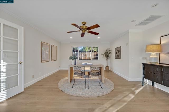 967 Ocho Rios Dr, Danville CA: https://media.crmls.org/mediaz/fbf265eb-e318-4663-9003-feb20e8b24fc.jpg