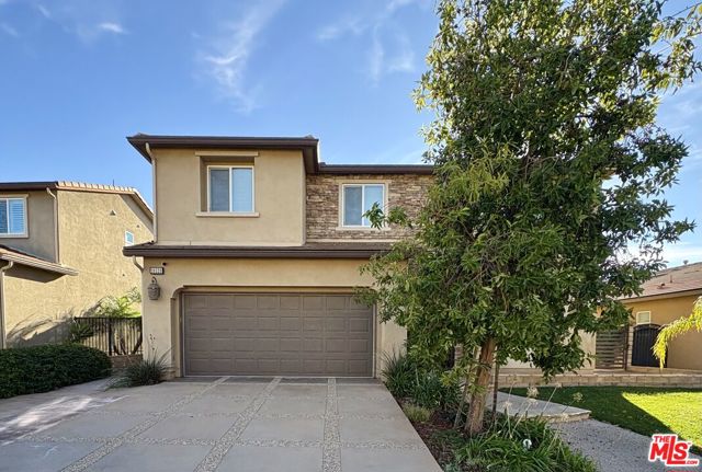 19320 Carranza Lane, Santa Clarita CA: https://media.crmls.org/mediaz/fbf2e299-683a-41e5-82df-9ce6983eaea4.jpg