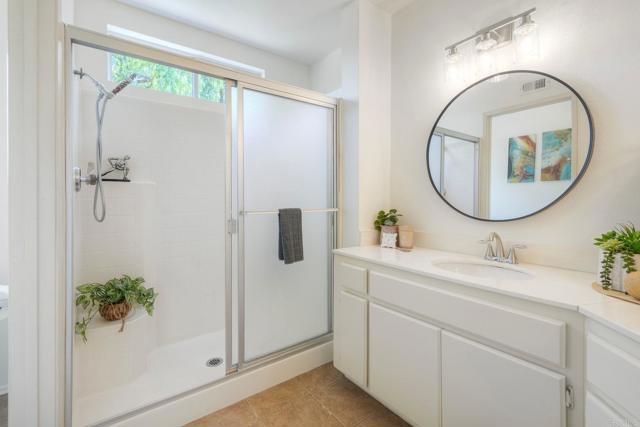 Detail Gallery Image 22 of 39 For 5349 Gooseberry Way, Oceanside,  CA 92057 - 3 Beds | 2/1 Baths