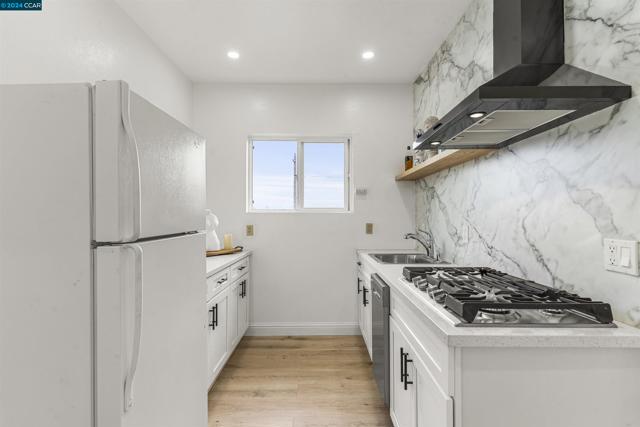 Image 13 of 51 For 5865 Marshall Street