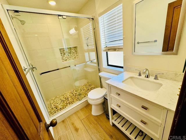 Detail Gallery Image 8 of 12 For 6145 Mesita Dr, San Diego,  CA 92115 - 1 Beds | 1 Baths