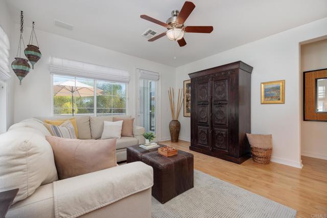 Detail Gallery Image 13 of 48 For 7066 Leeward Street, Carlsbad,  CA 92011 - 3 Beds | 2 Baths