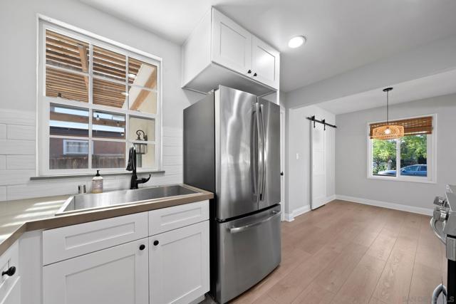 4991 Date Pl, San Diego CA: https://media.crmls.org/mediaz/fbf90ce7-dbed-4113-802c-063304f999b6.jpg