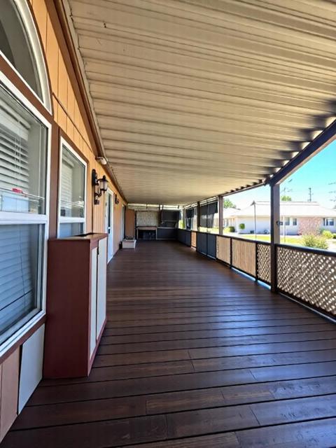 117 Fisk Terrace, Fremont CA: https://media.crmls.org/mediaz/fbf973c9-f245-4f4b-96d9-3a71ae9bc807.jpg