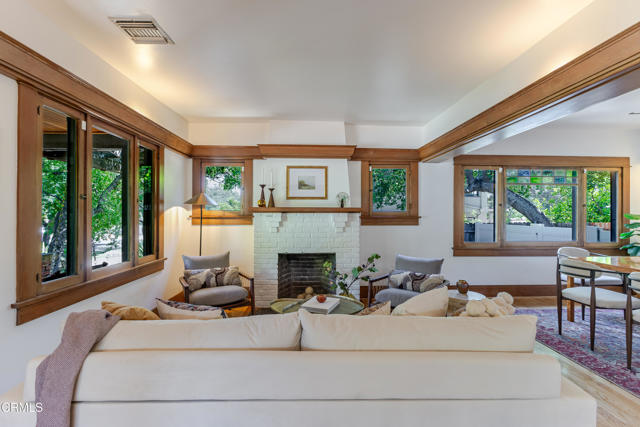 Detail Gallery Image 5 of 24 For 1229 N Sierra Bonita Ave, Pasadena,  CA 91104 - 2 Beds | 2 Baths
