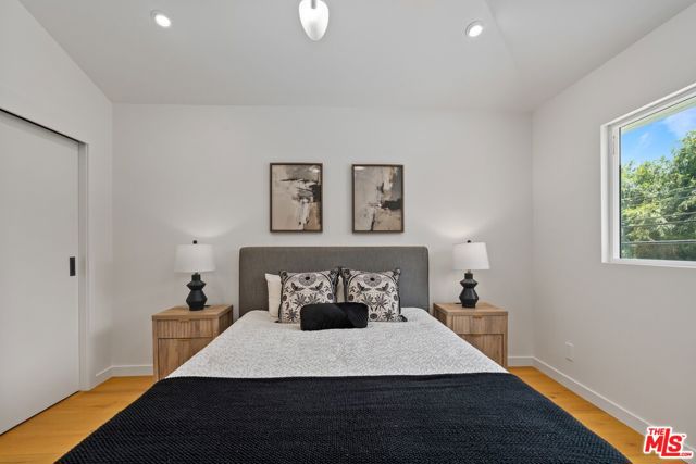 224 N Bundy Drive, Los Angeles CA: https://media.crmls.org/mediaz/fbfa39ae-87fe-4ebc-8938-33a9b0fc5aab.jpg