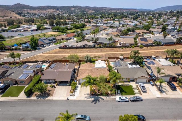 Detail Gallery Image 37 of 44 For 13432 Whitewater Drive, Poway,  CA 92064 - 3 Beds | 2 Baths