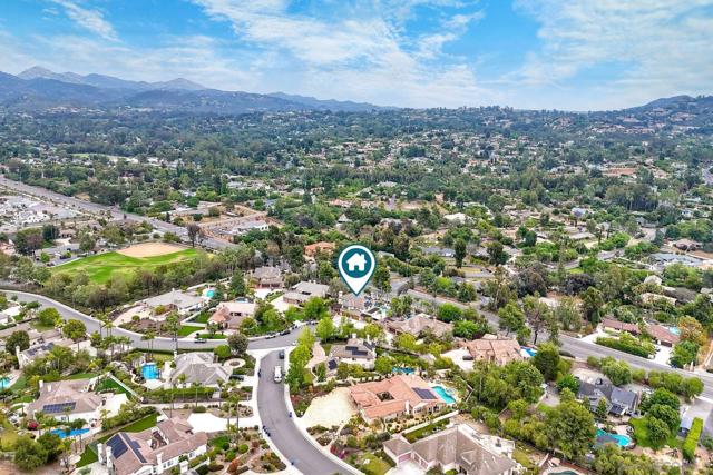 16879 Saint Andrews Drive, Poway CA: https://media.crmls.org/mediaz/fbfbecf0-cd70-4876-814d-4b14973fbaf0.jpg