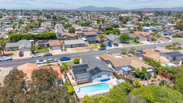 7971 Jade Coast Road, San Diego CA: https://media.crmls.org/mediaz/fbfc4385-fcc9-4c06-ada9-3f10e2e6fd08.jpg