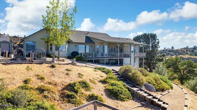 30730 Fox Ridge Court, Tehachapi CA: https://media.crmls.org/mediaz/fbfc5207-2515-44ab-aea8-aefb66b2e8b8.jpg