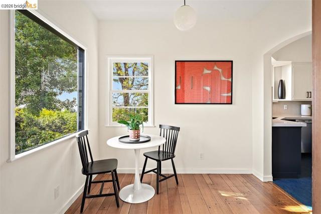 Image 10 of 54 For 450 Vermont Ave