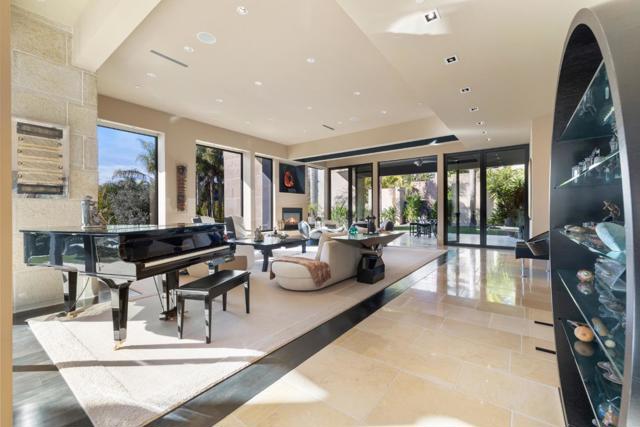 27673 Lupine, Los Altos Hills CA: https://media.crmls.org/mediaz/fbfeafcf-5cda-481a-aace-3a18536debc4.jpg