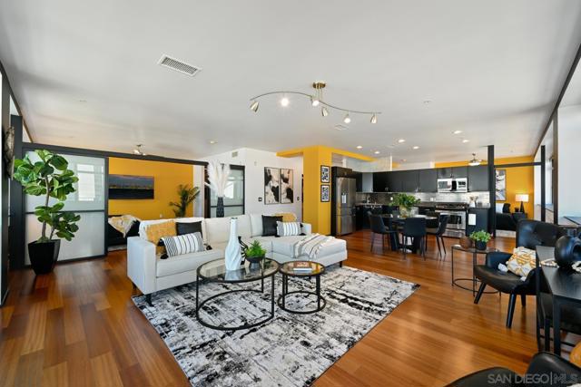 1551 4Th Ave, San Diego, California 92101, 2 Bedrooms Bedrooms, ,2 BathroomsBathrooms,Condominium,For Sale,4Th Ave,250038099SD