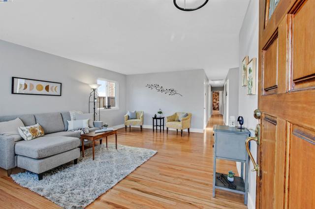 2560 Phelan Avenue, Hayward CA: https://media.crmls.org/mediaz/fc00b263-2da7-4d66-bbc2-17439f27565a.jpg