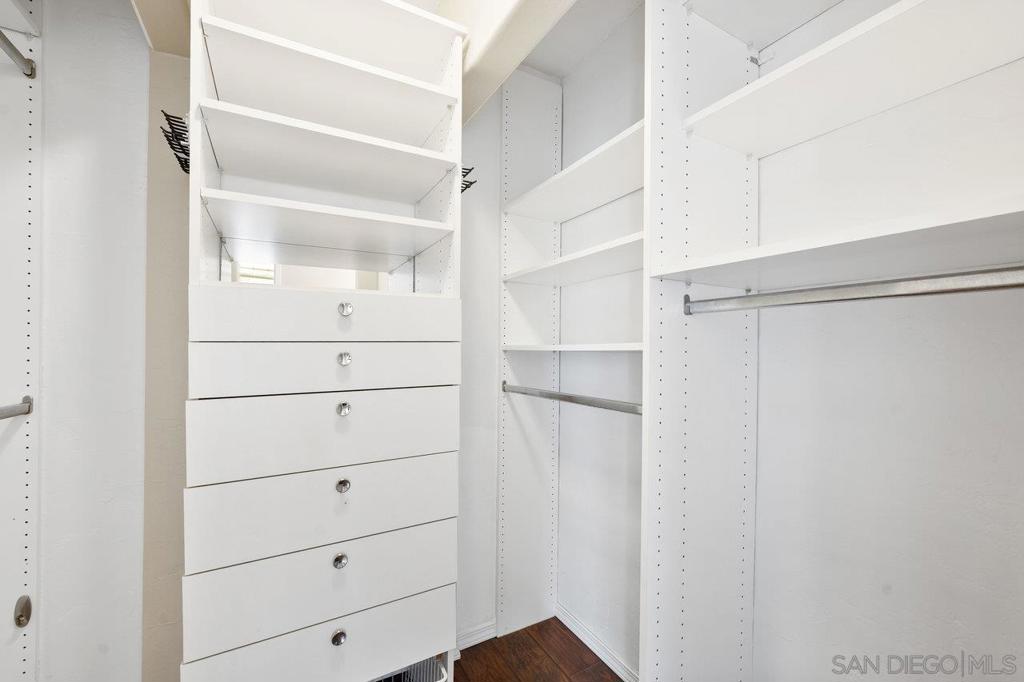 MLS #250032541SD image #18