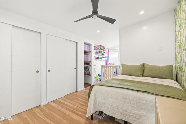 Detail Gallery Image 18 of 40 For 1040 Dover Ln, Ventura,  CA 93001 - 2 Beds | 2 Baths