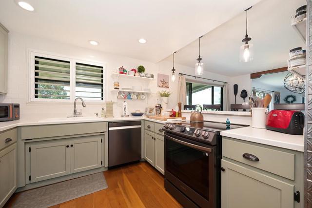 2640 Gayle Lane, Auburn CA: https://media.crmls.org/mediaz/fc035bd1-b344-4e79-8be1-1c7cb86e28b3.jpg
