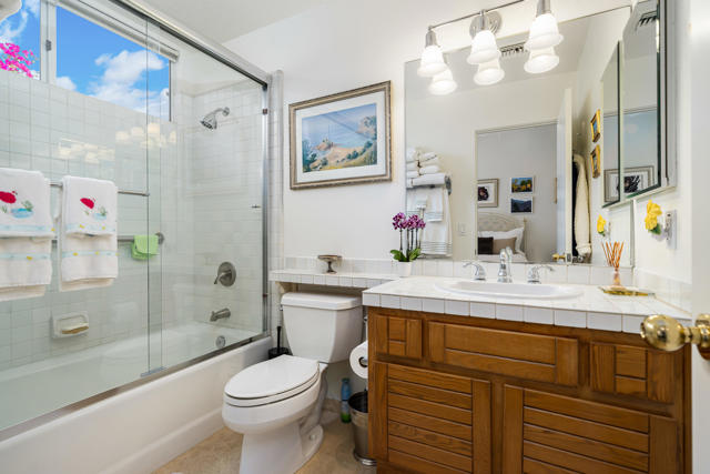 Image 31 of 52 For 48285 Monterra Circle