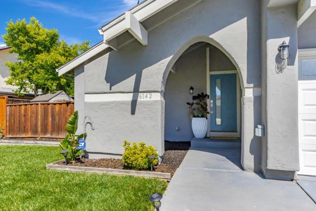 6142 Springer Way, San Jose CA: https://media.crmls.org/mediaz/fc03e612-a92e-4664-9cb1-2b44331be92a.jpg