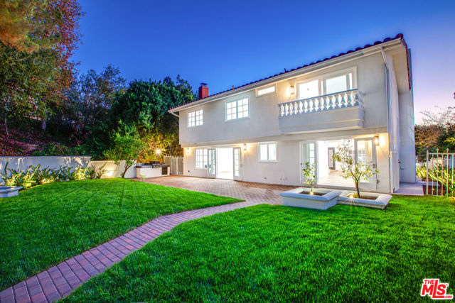 10221 Briarwood Drive, Los Angeles CA: https://media.crmls.org/mediaz/fc0414bf-2e99-4d9e-9008-22dcb0021389.jpg