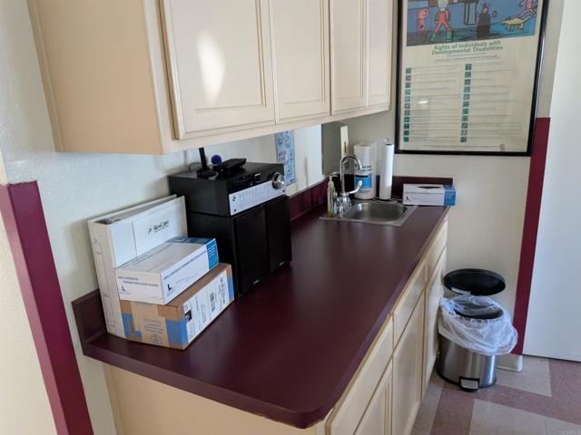 Detail Gallery Image 8 of 22 For 2130 E 8th St, National City,  CA 91950 - 3 Beds | 2/1 Baths