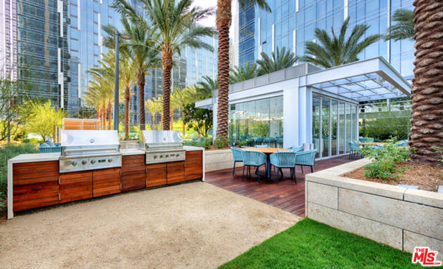 877 Francisco Street, Los Angeles CA: https://media.crmls.org/mediaz/fc04de05-a27f-48cf-a7d3-8beb059b4d54.jpg