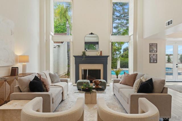 8206 Caminito Lacayo, La Jolla CA: https://media.crmls.org/mediaz/fc04fac0-9787-4074-b2a0-d0dc9338f87f.jpg