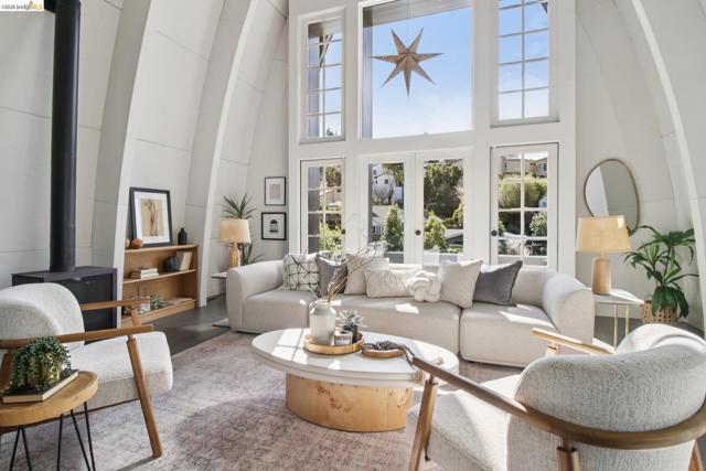 Image 10 of 60 For 6356 Broadway Ter