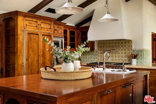 Image 5 of 29 For 930 San Antonio Creek Road