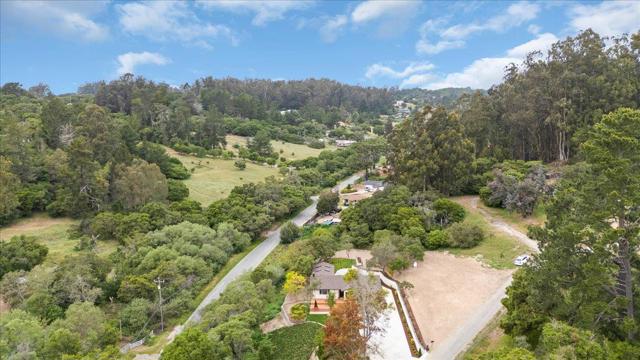 7183 Tustin Road, Salinas CA: https://media.crmls.org/mediaz/fc065c45-a375-47a4-9dcf-37d2e1db3b90.jpg